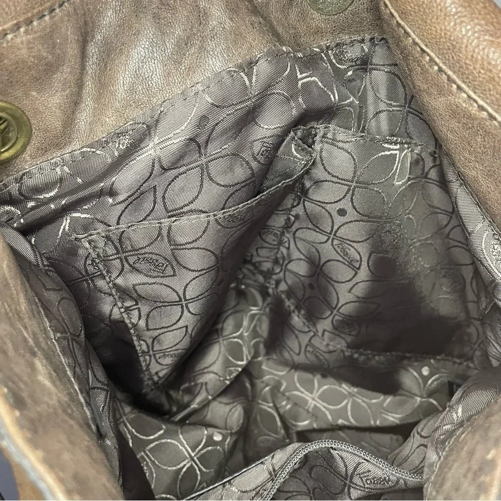Fossil Long Live Vintage Brown Leather Brass
Studded Shoulder Hobo Bag Purse - Picture 17 of 17